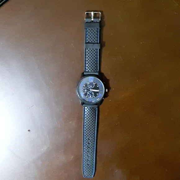 Mans watch - Picture 1 of 2